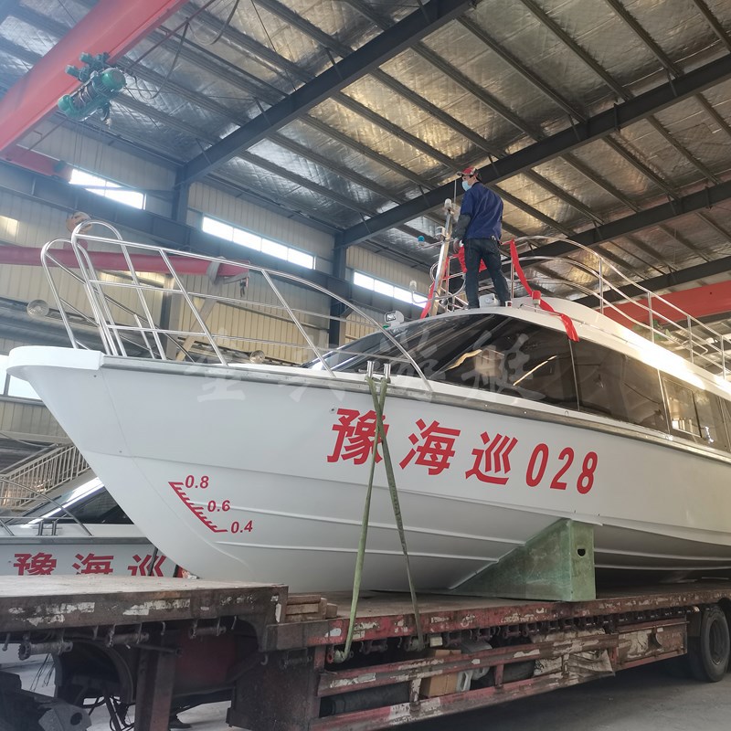 廠家供應(yīng)玻璃鋼客船，巡邏艇，交通艇，公務(wù)接待艇，觀光艇，游艇